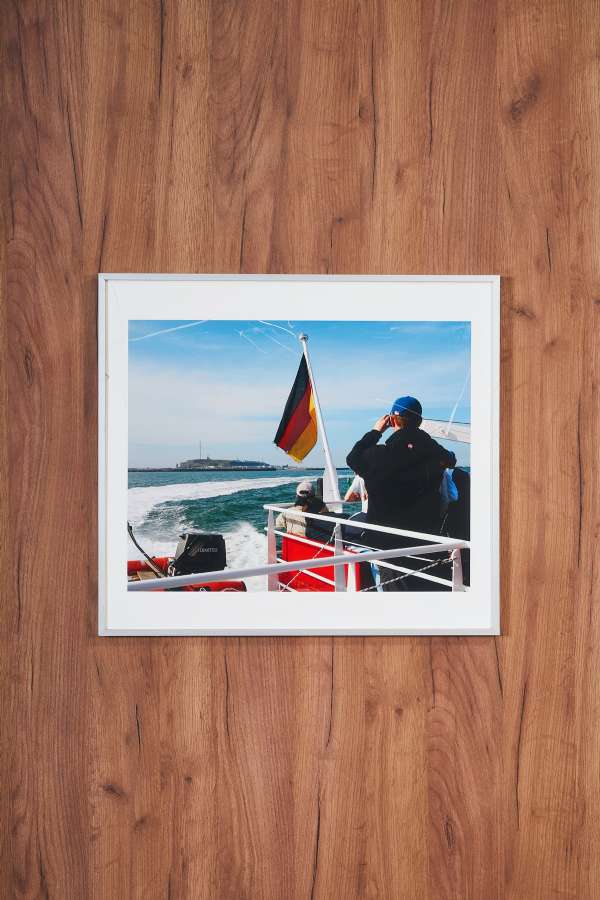 Su Üstünde Alman Bayraklı Gemi Orta Boy Tablo 