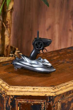 Uzaktan Kumandalı Jet ski