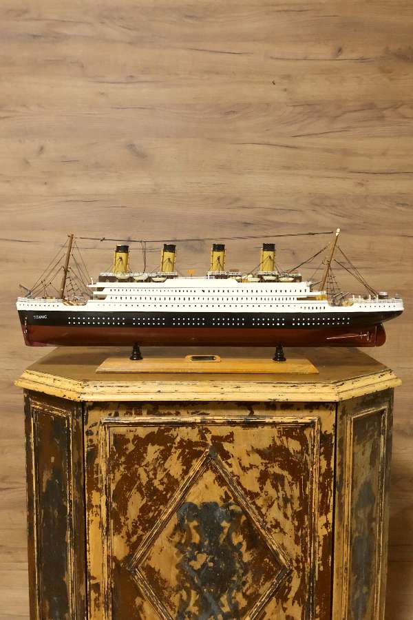 Titanic Cruise Gemi Maketi